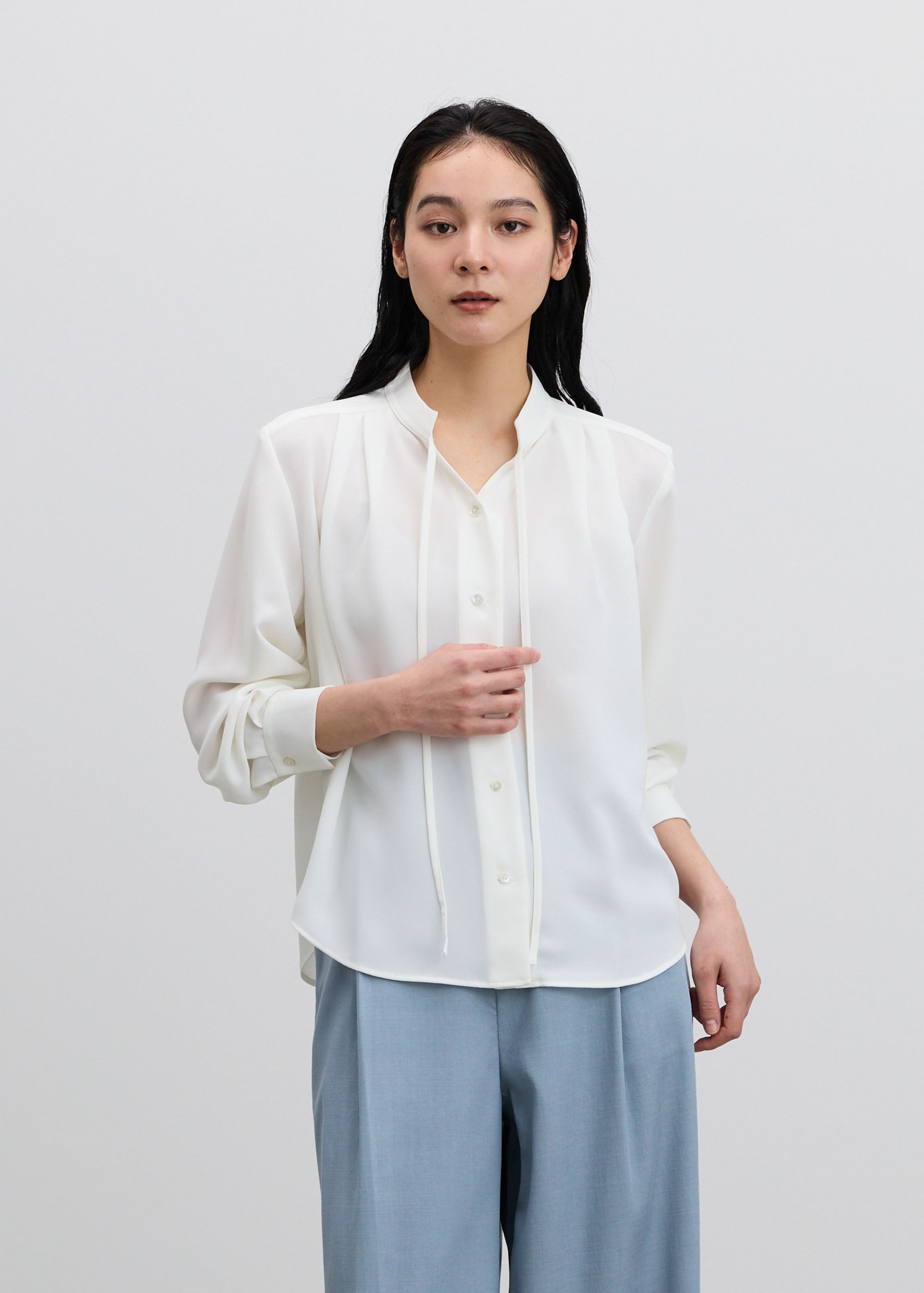 エアリージョーゼットリボンブラウス - SOÉJU online store｜上質な