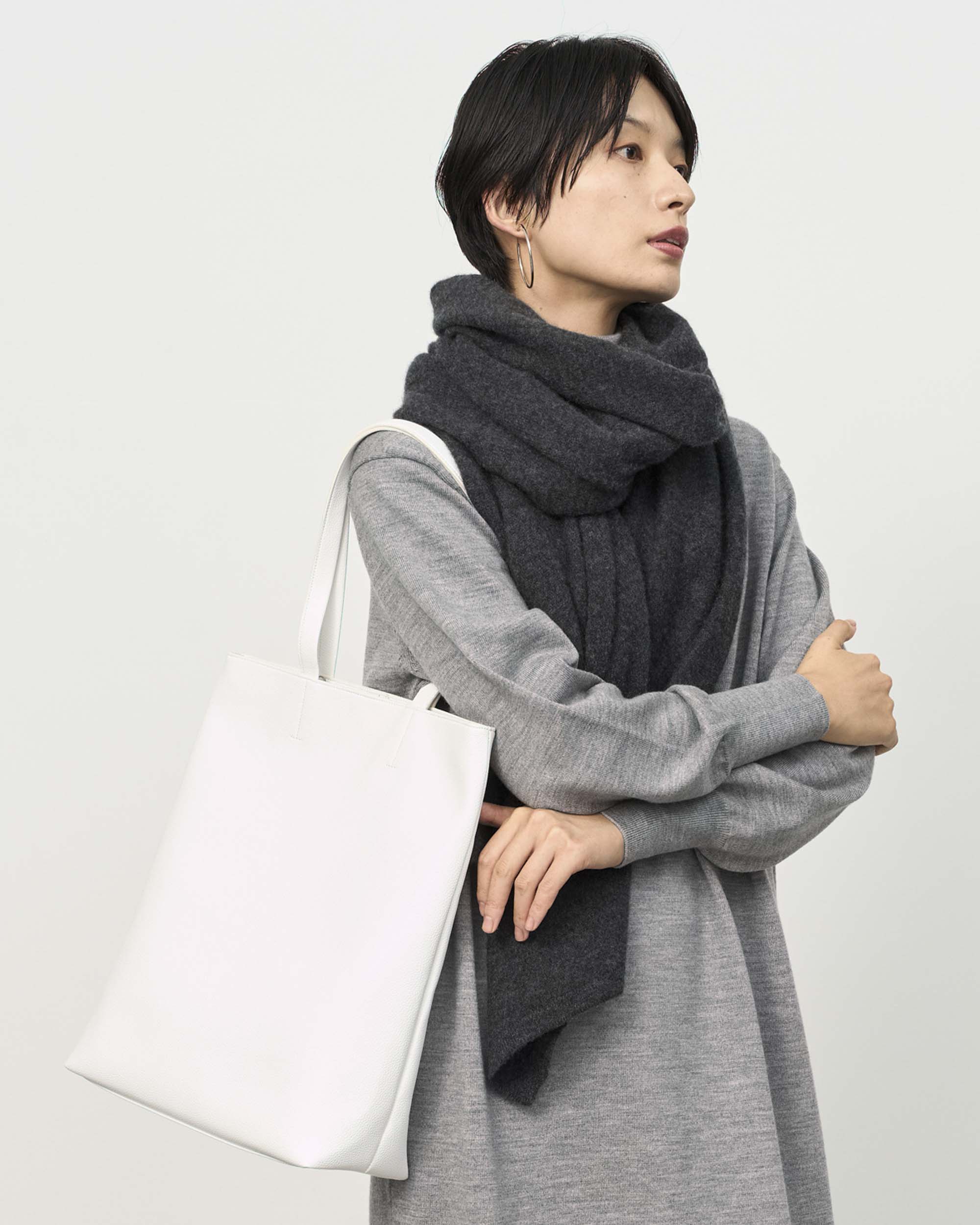 ヴィーガンレザレットマチ付きトートバッグ - SOÉJU online store