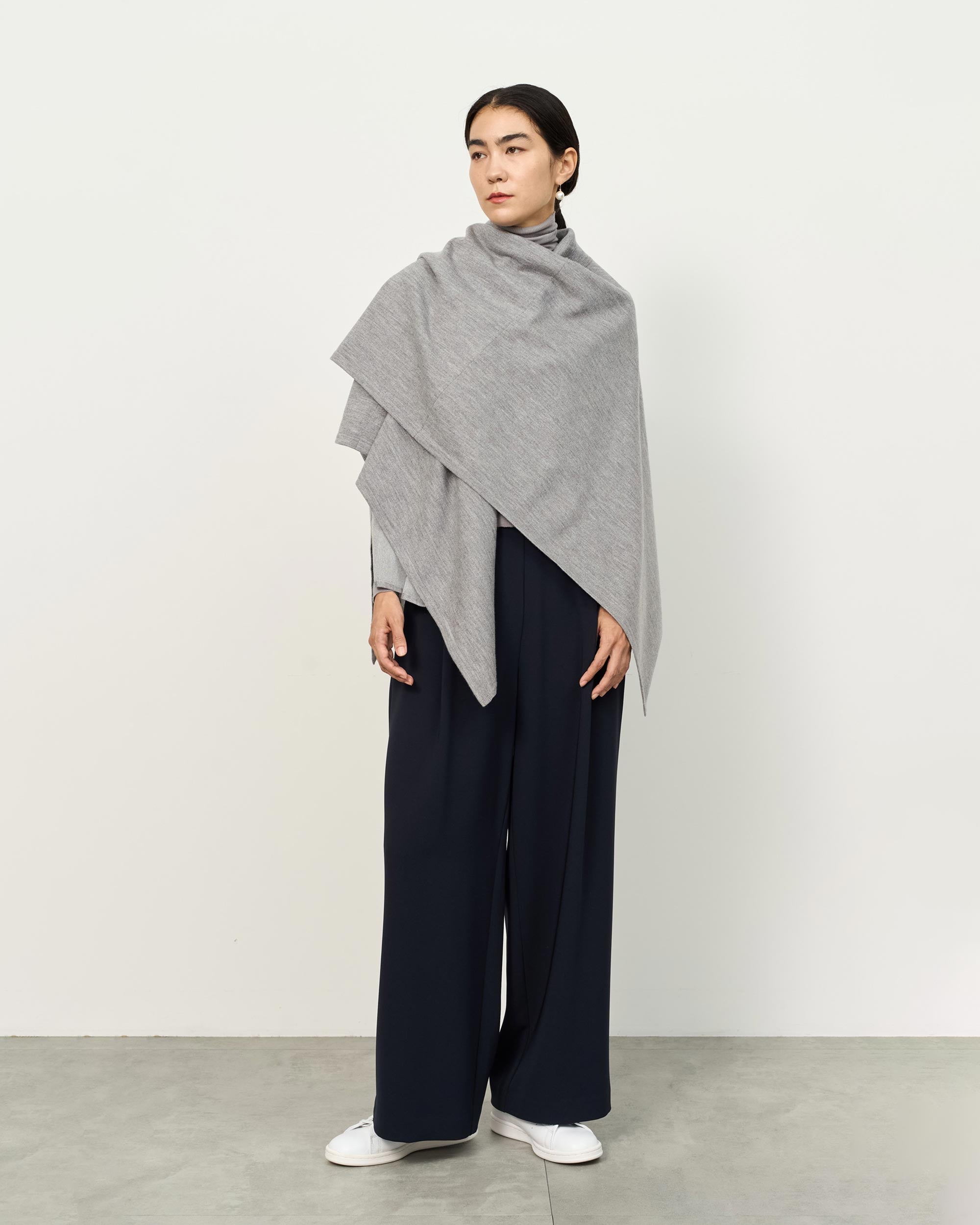 ウール混2WAYケープ - SOÉJU online store｜上質な大人の女性のための