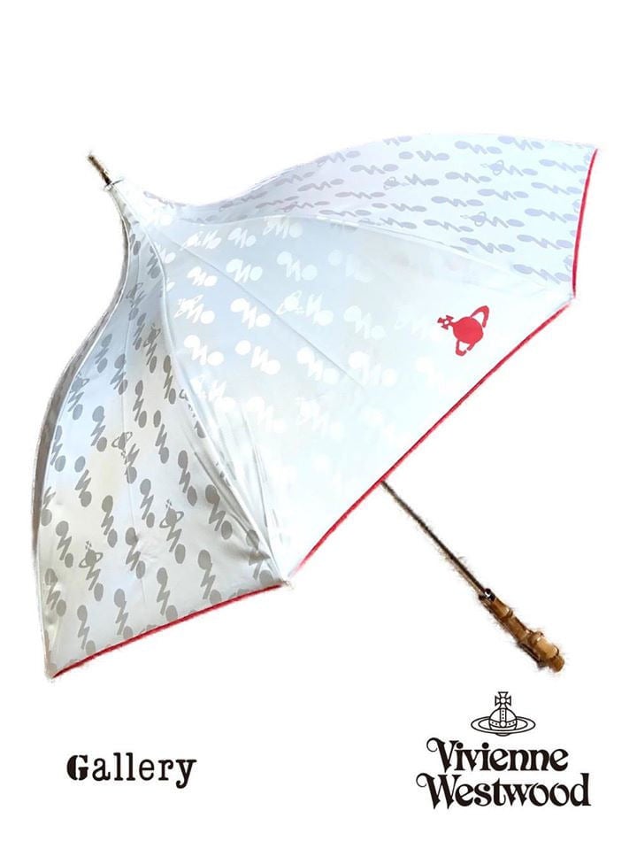 Vivienne Westwood（ヴィヴィアンウエストウッド）ORBボルト ショート