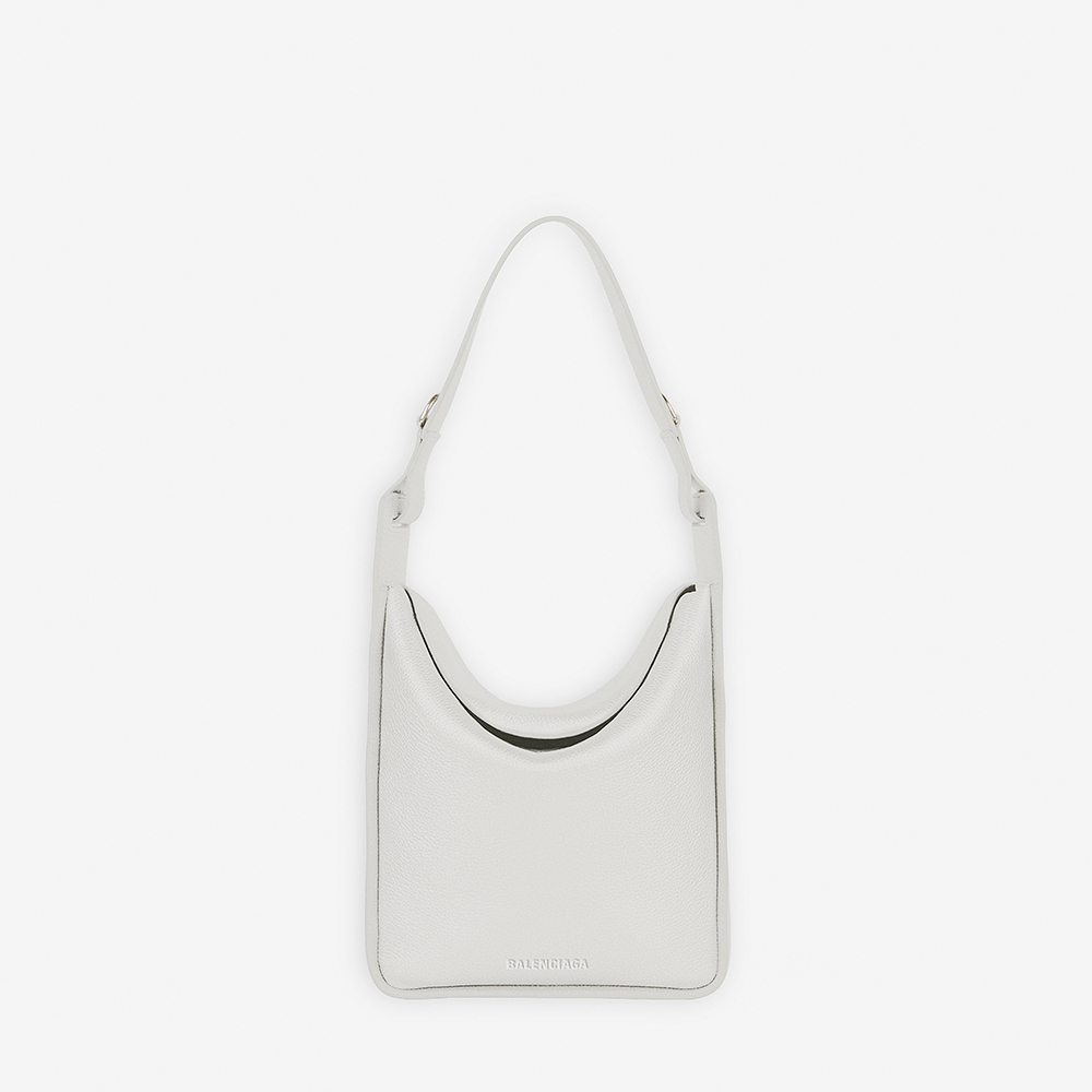 01 | BALENCIAGAから新作バッグ「TOOL 2.0」が到着 | SPUR