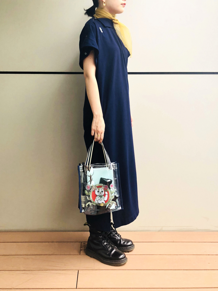 SPUR10月号の付録は、ヒグチユウコ描きおろし「花とネコ」PVCトート