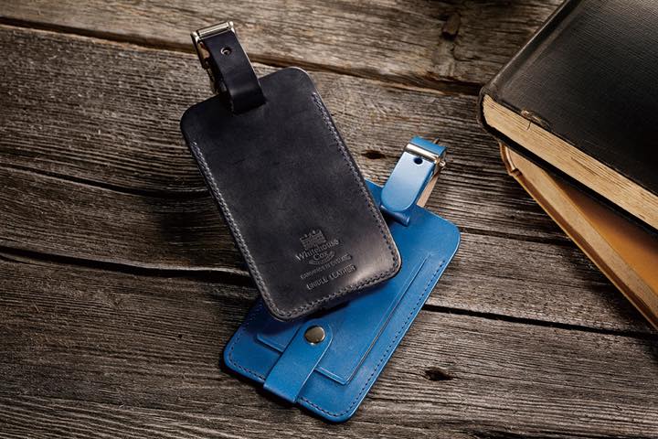 青の差し色が魅力的！ANAオリジナルモデルのホワイトハウスコックス