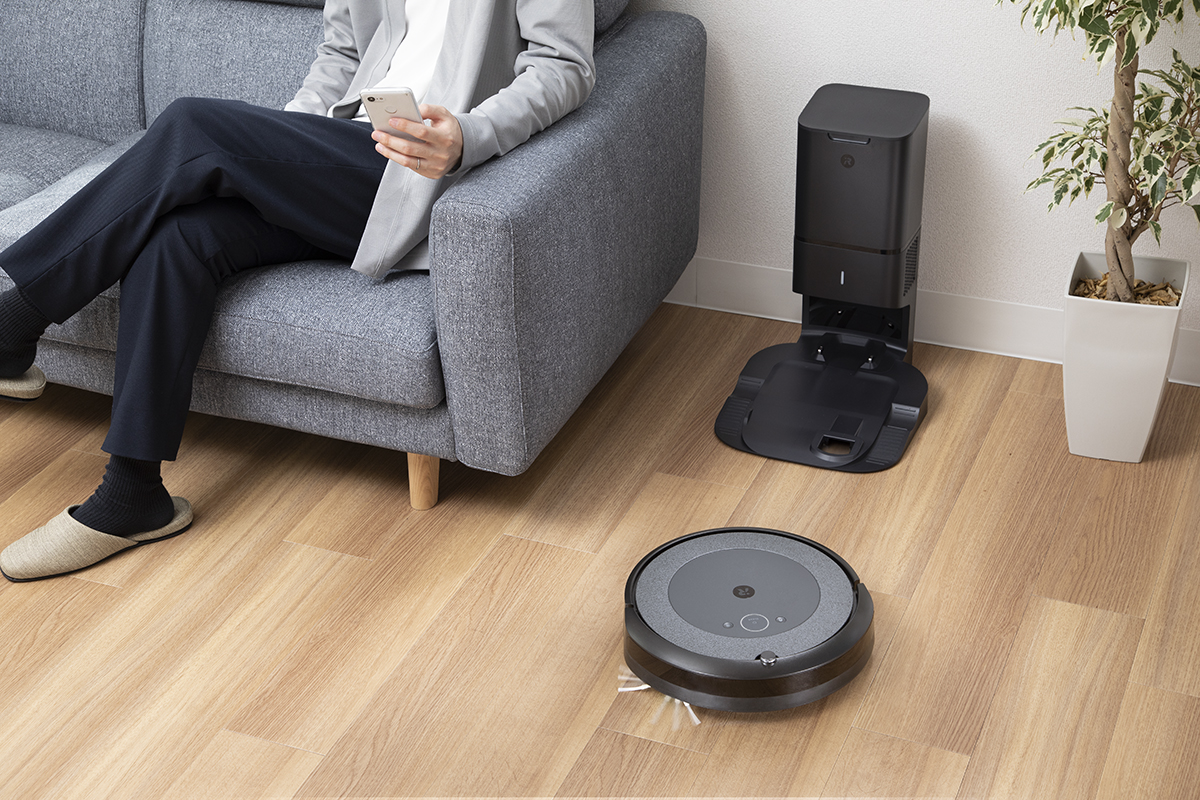 実際に実力を検証した本誌編集部員も納得！「ルンバ i3+」&「ルンバ e5