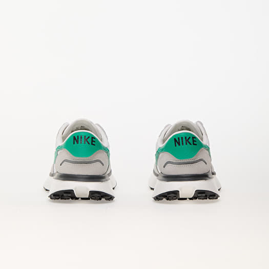 Women's shoes Nike W Phoenix Waffle Summit White/ Stadium Green