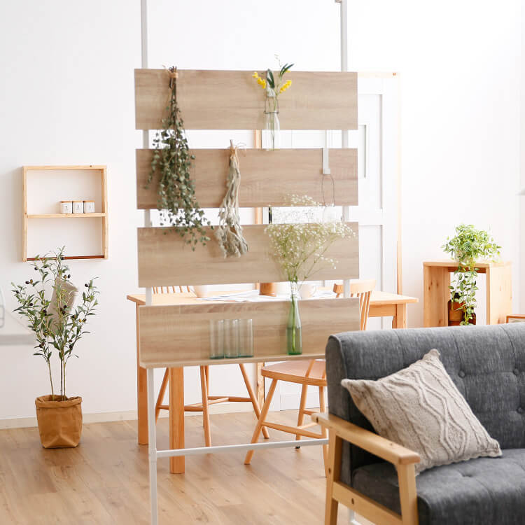 ハンガーラックにもなる突っ張り棚 壁面収納(ナチュラル/ブラウン