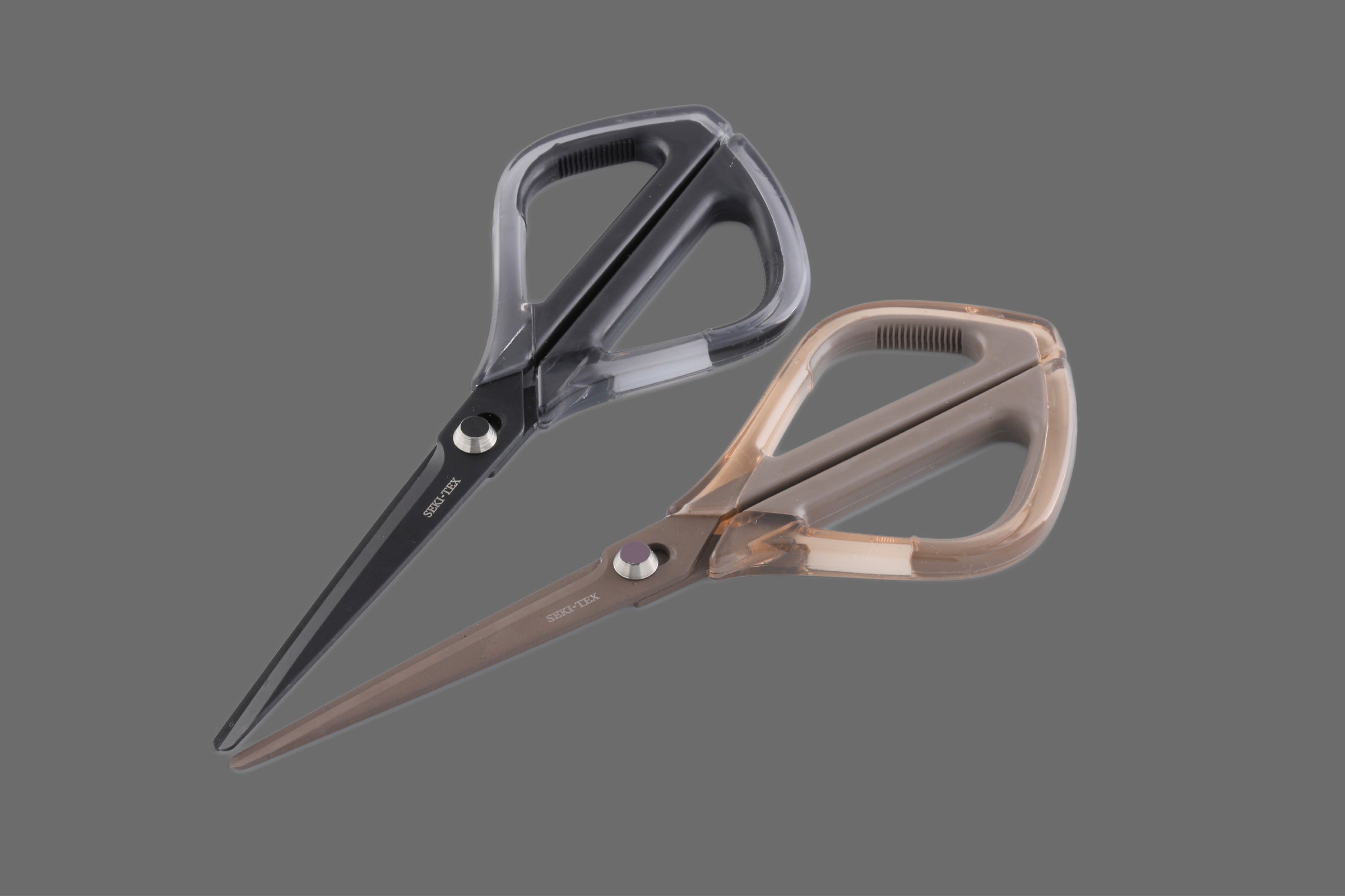 ダンボール開梱もこれ1本！ビジネスや生活の質を上げるスマートハサミ