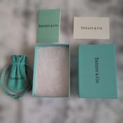 ティファニー 空箱➕️巾着袋➕️お手入れカード➕️購入カード - メルカリ