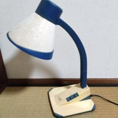 昭和レトロ ヒカリ白熱灯器具 卓上スタンドライト 小泉産業 - メルカリ