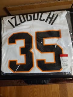 新品未開封】泉口友汰選手 読売ジャイアンツ 巨人軍 レプリカ