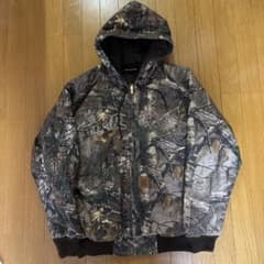 即完】ブラックアイパッチ リアルツリージップジャケット - メルカリ