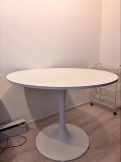 美品⭐︎IKEA ドクスタ 丸テーブル ダイニング DOCKSTA - メルカリ