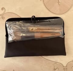 アルソア 限定メイクアップブラシセット ケース付き 3本 - メルカリ