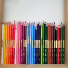 色鉛筆【カリスマカラー】バラ30色、同色4色、全部で34本廃盤 - メルカリ