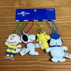 スヌーピー キーホルダー ストラップ 4個セット usj ユニバ - メルカリ