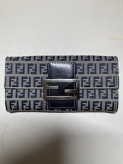 最終値下げFENDI FFロゴプリント 長財布 ネイビー - メルカリ