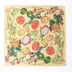 manipuri ＜シルクスカーフ65＞ フルーツバスケット ベージュ - メルカリ