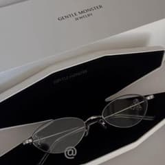 新品未使用】GENTLE MONSTER Carat 02 青山店購入 - メルカリ