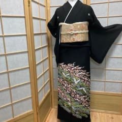 2273］黒留袖 友禅 作家物 落款 比翼付 五つ紋 五三桐 正絹 着物 袷