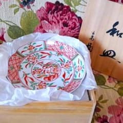 新品木箱入5点 たち吉 赤絵金彩花鳥輪花皿 鳳凰 - メルカリ