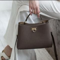 HAYNI ヘイニ【第3世代・改良版 Marollet マロエ】ハンドバッグ - メルカリ