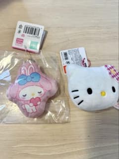 マイメロディ＆ハローキティ キーホルダーセット - メルカリ