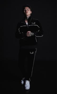 m64684806963_1.jpg?1762158602