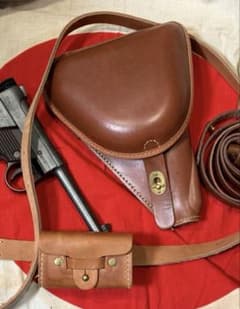 C）日本軍 南部14年式拳銃嚢と拳銃弾薬盒＆ベルトのセット（複製品