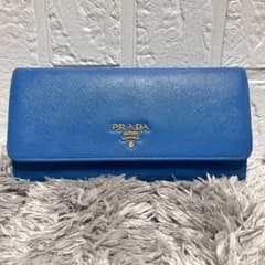 美品✨PRADA サフィアーノ メタルロゴ スカイブルー 長財布 - メルカリ