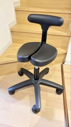 週末限定値下げ！ アーユルチェア オクトパス ブラック【送料無料