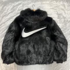 Nike × Ambush ファーコート ブラック - メルカリ