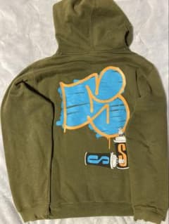 00s ステューシー スプレー缶 パーカー - メルカリ