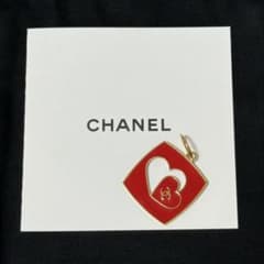シャネル CHANEL 2026 バレンタイン レッド 限定チャーム 1個 - メルカリ