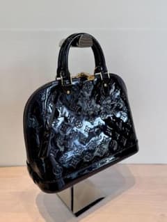 ルイヴィトン M91611 アルマPM モノグラムヴェルニ ブルーアンフィニ