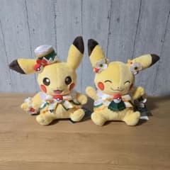 新品】ポケパーク カントー ぬいぐるみ ピカチュウ カーニバル衣装 2体
