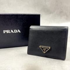 専用 PRADA サフィアーノ ブラック レザー 折り財布 8149 - メルカリ
