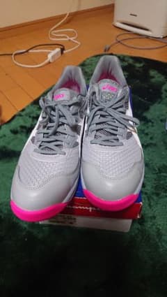 安全靴 アシックス グレー/ピンク - メルカリ