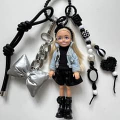 バービーチャーム マテル社 ドールチャームバービーキーホルダーバック