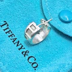 美品】ティファニー アトラス フープ ピアス 片耳 シルバー 人気