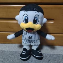 千葉ロッテマリーンズ ズーちゃん ぬいぐるみ - メルカリ
