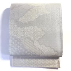 6k115 袋帯 絹 佐賀錦 菱文 銀色 白 柄物 和装 着物 - メルカリ