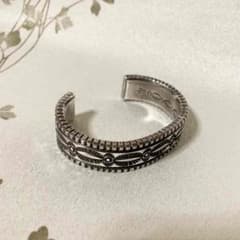 ラッキージョン LUCKYJOHN JOJOVA ホホバ シルバー バングル - メルカリ