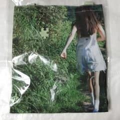 JENNIE 写真展 トートバッグ グリーン BLACKPINK ジェニ - メルカリ