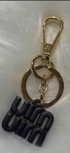 2026年最新】ミュウミュウ キーチャームの人気アイテム - メルカリ