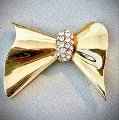 2026年最新】ciner ブローチの人気アイテム - メルカリ