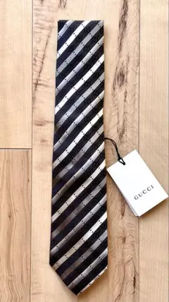 2026年最新】gucci ネクタイ シルバーの人気アイテム - メルカリ