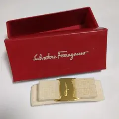 2026年最新】フェラガモ バレッタ ボルドーの人気アイテム - メルカリ