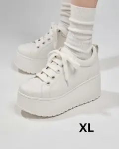 2026年最新】鈴木亜美 スニーカーの人気アイテム - メルカリ