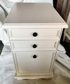 2026年最新】ローラアシュレイ チェストの人気アイテム - メルカリ