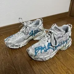 2026年最新】balenciaga runner graffitiの人気アイテム - メルカリ